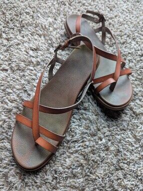 Women’s Size 9 Strappy Brown Sandals - Casual Crossband Style With Toe Loop